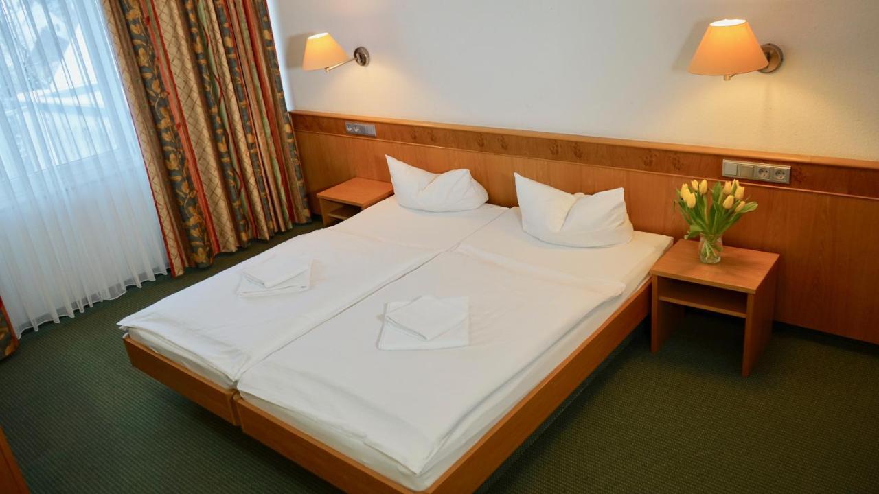Landhotel Guenzburg Kupferzell Exterior foto